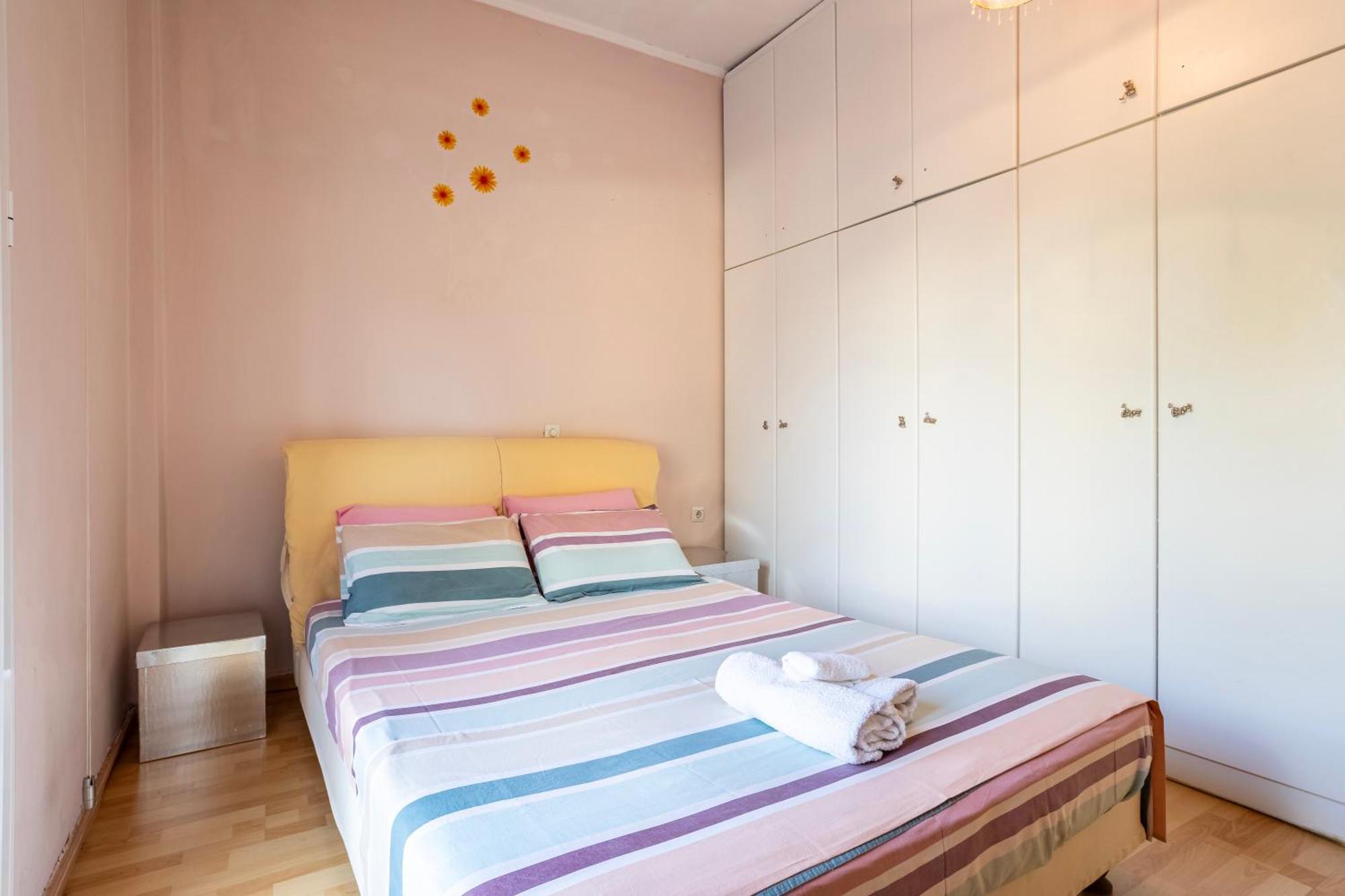 Kalamata'S Sunny Retreat Near The Historic Center Dış mekan fotoğraf